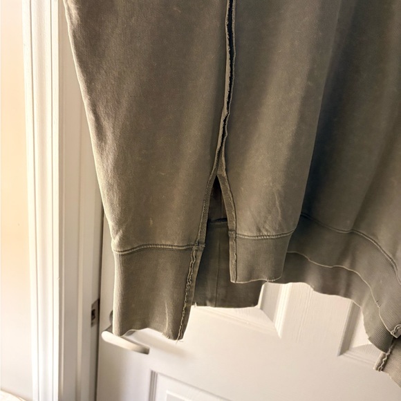 Zenana Outfitters Sage Green Pullover - Picture 3 of 4